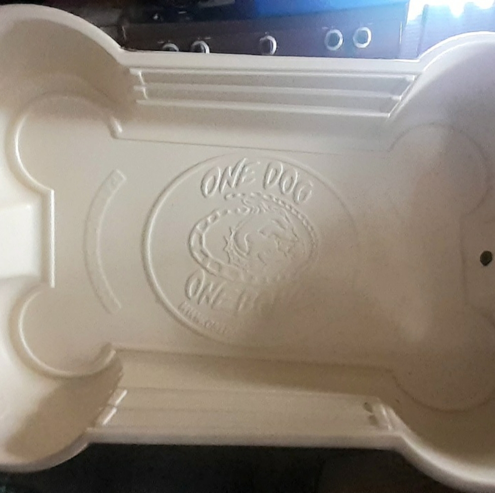 Large Heavy duty Bone Shaped Play Pool for Dogs. 